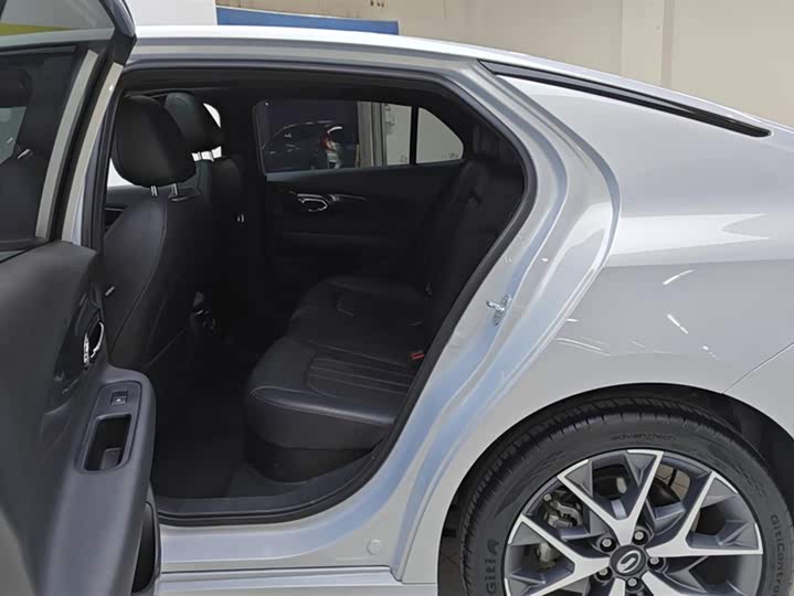 Фото 11 - GAC Trumpchi Empow R