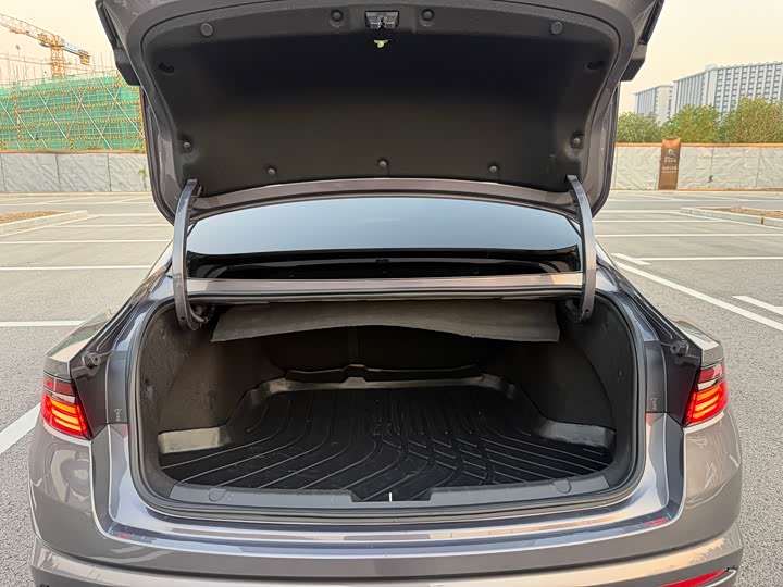 Фото 25 - Geely Preface