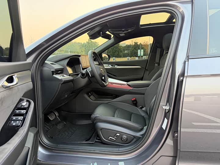 Фото 5 - Geely Preface