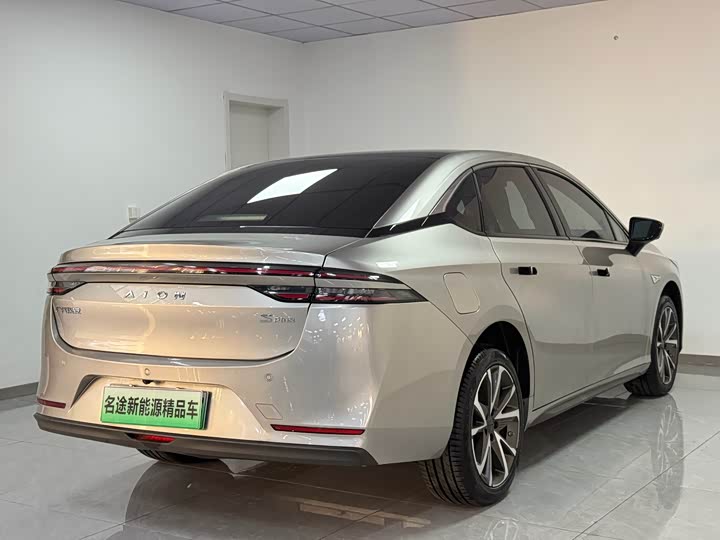 Фото 7 - GAC Aion S Plus