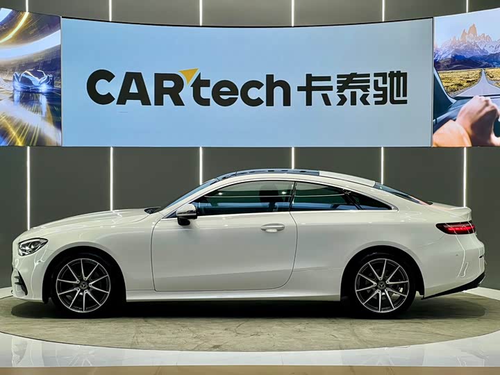 Фото 22 - Mercedes-Benz E-Class