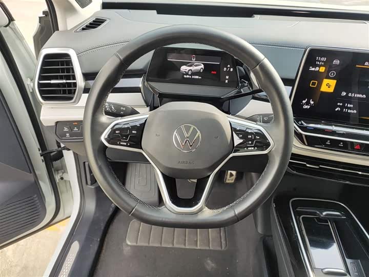 Фото 11 - Volkswagen ID.6 Crozz