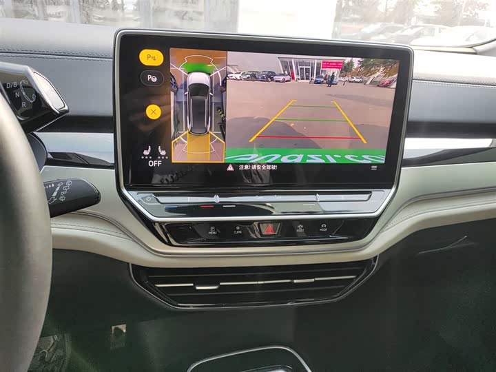 Фото 13 - Volkswagen ID.6 Crozz