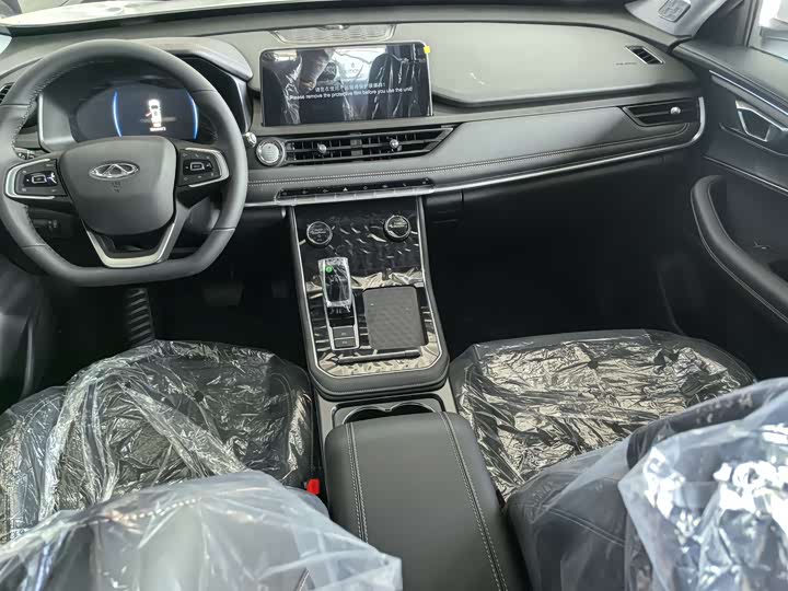 Фото 8 - Chery Tiggo 8