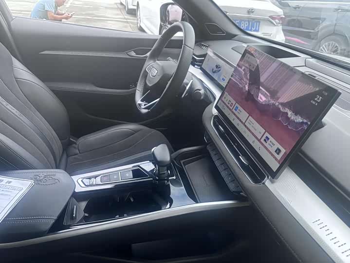 Фото 11 - Geely Preface