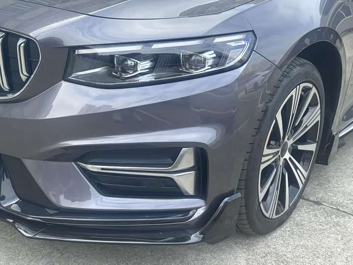 Фото 20 - Geely Preface