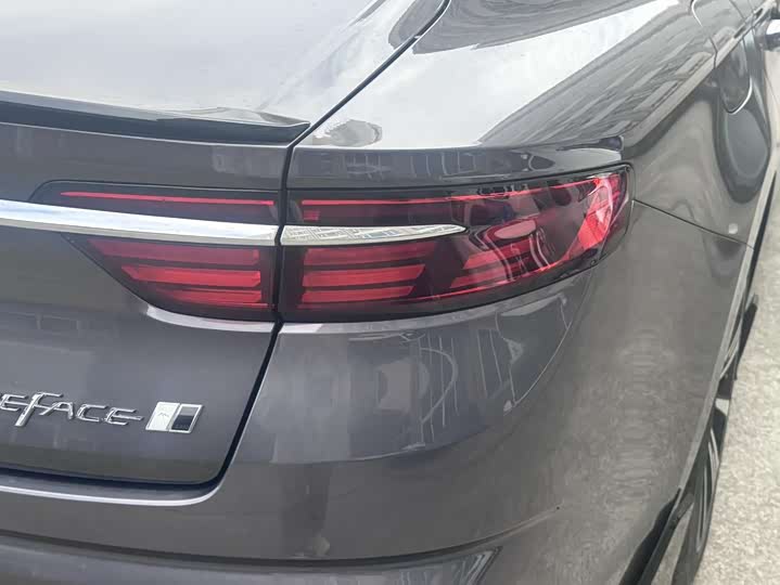 Фото 21 - Geely Preface