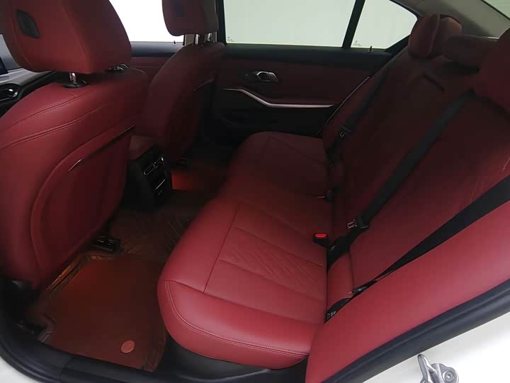 Photo 5 - BMW 3 Series