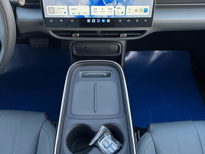 Фото 13 - BAIC Arcfox T1