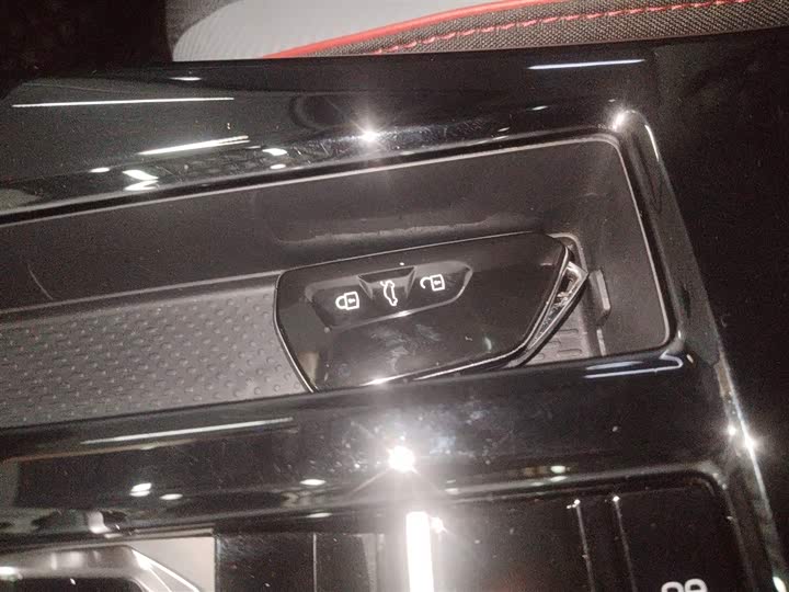 Фото 9 - Volkswagen Lamando L