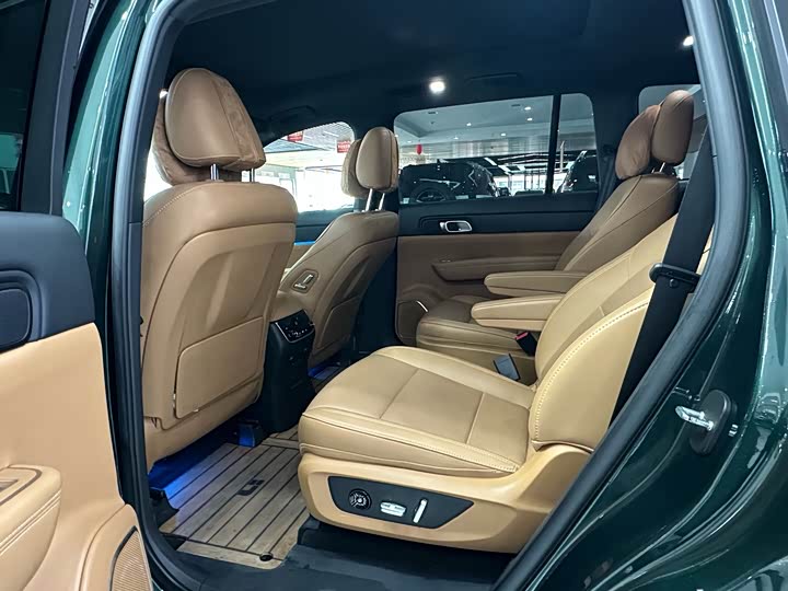 Фото 12 - LiXiang One