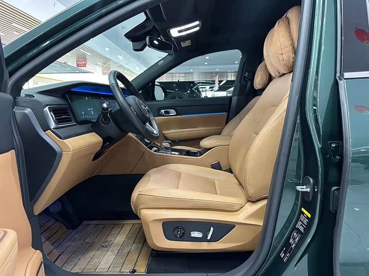 Фото 8 - LiXiang One