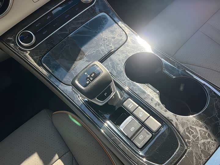 Фото 18 - Dongfeng Forthing Yacht