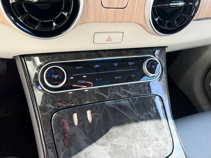 Фото 19 - Dongfeng Forthing Yacht