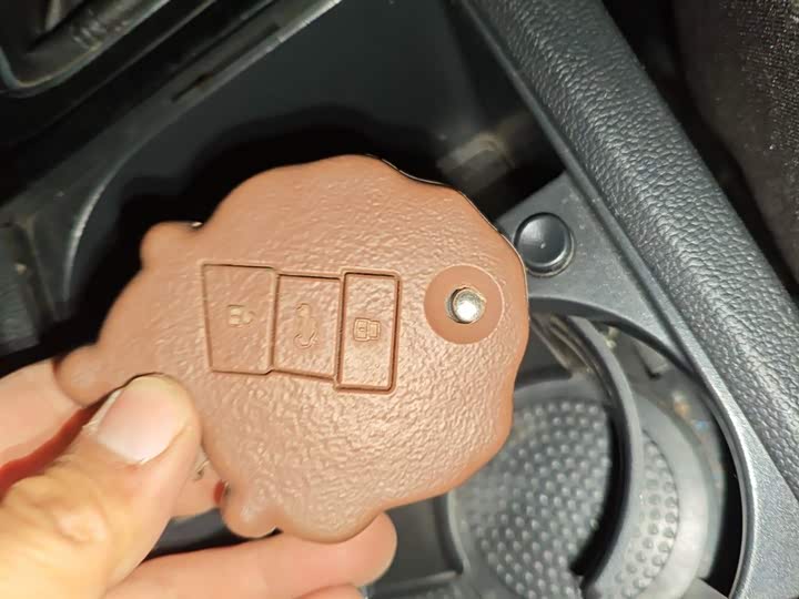 Фото 9 - Volkswagen Sagitar L