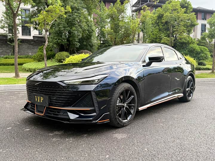 Фото 1 - Changan UNI-V