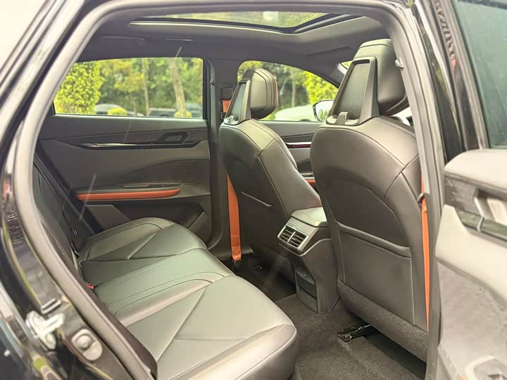 Фото 12 - Changan UNI-V