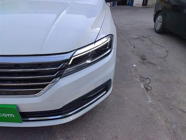 Фото 15 - Volkswagen Lavida