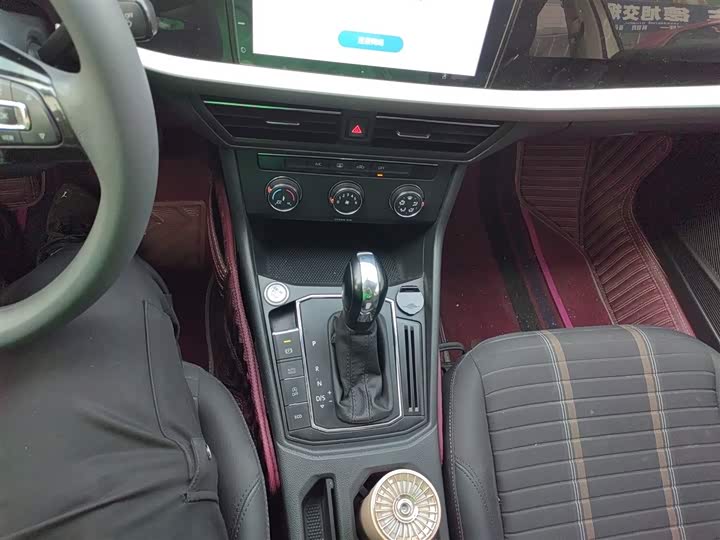 Фото 6 - Volkswagen Lavida