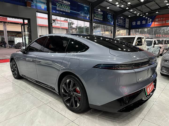 Фото 13 - Dongfeng Yipai eπ 007