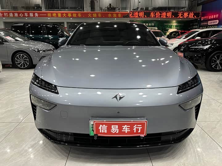 Фото 2 - Dongfeng Yipai eπ 007