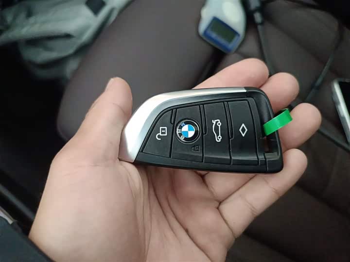 Фото 12 - BMW iX3