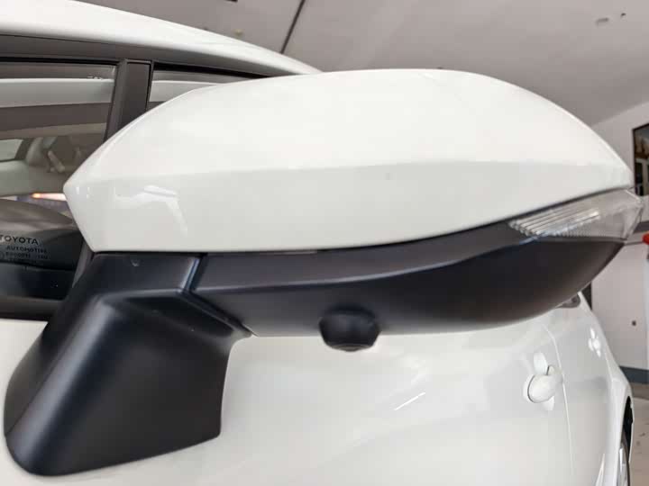 Фото 6 - Toyota Corolla