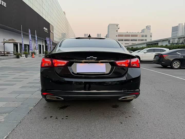 Фото 5 - Chevrolet Malibu XL