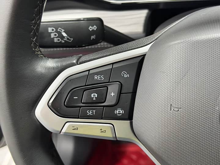 Фото 12 - Volkswagen Sagitar L