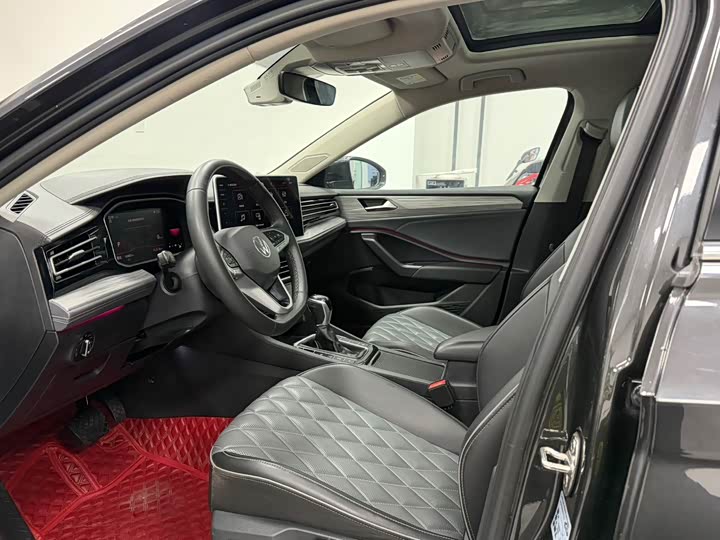 Фото 21 - Volkswagen Sagitar L