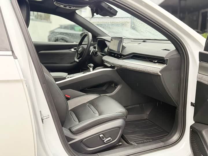 Фото 15 - Geely Preface