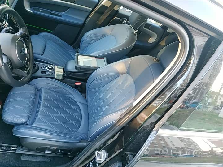 Фото 15 - Mini Countryman