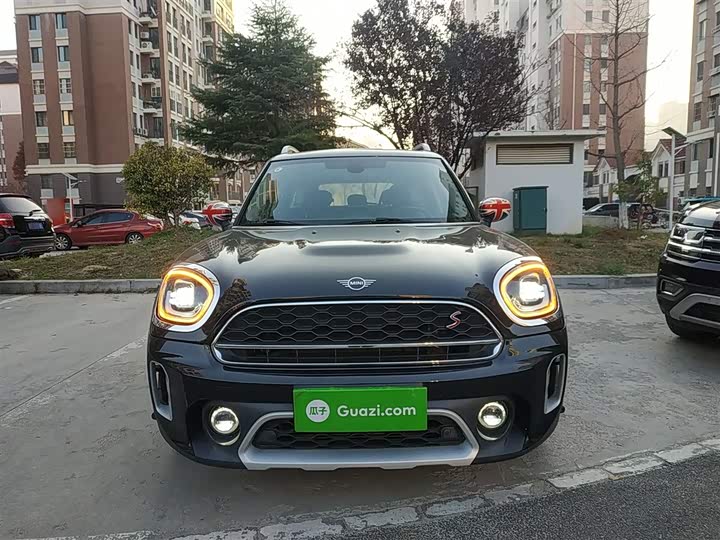 Фото 3 - Mini Countryman
