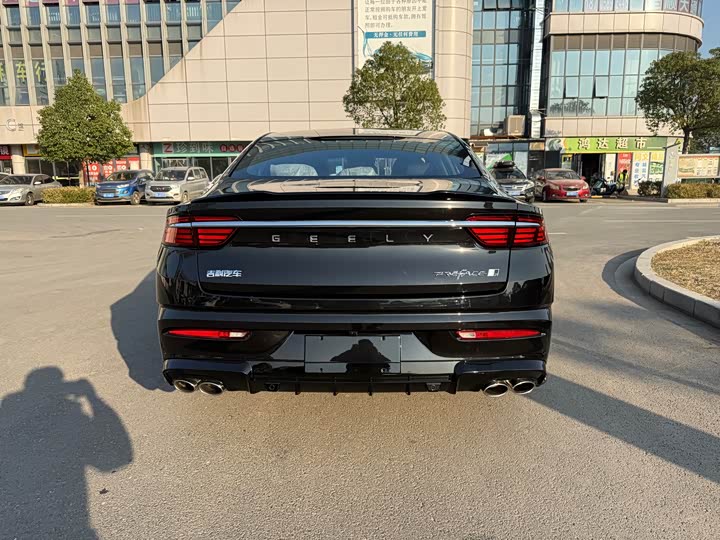 Photo 8 - Geely Preface