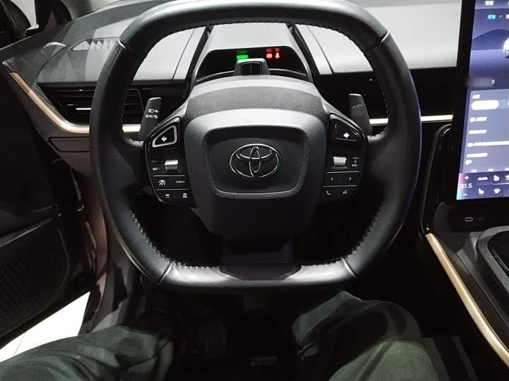 Фото 11 - Toyota bZ3