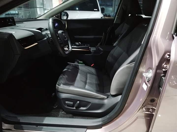 Фото 15 - Toyota bZ3