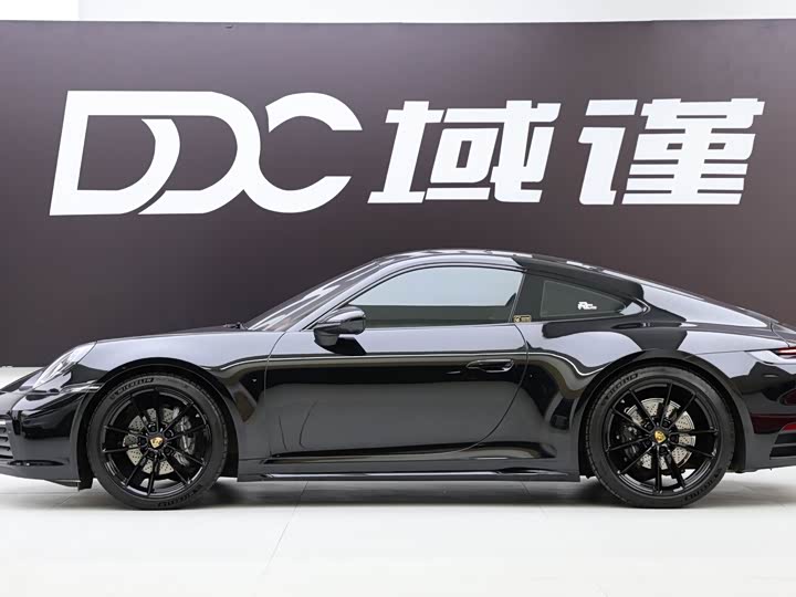 Фото 3 - Porsche 911