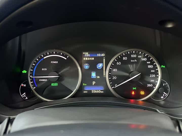 Фото 12 - Lexus NX