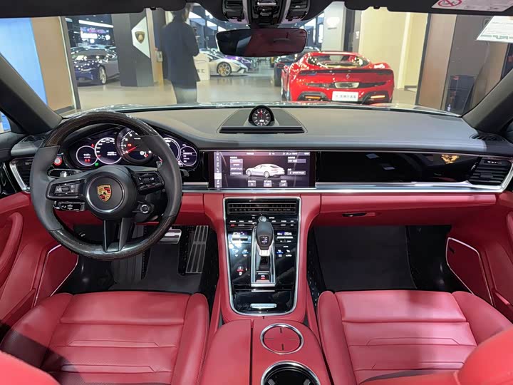 Фото 20 - Porsche Panamera