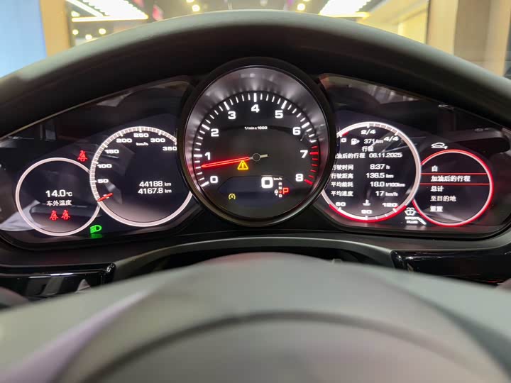 Фото 9 - Porsche Panamera