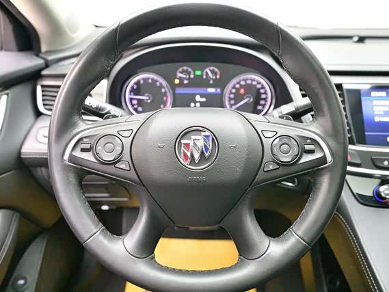 Фото 12 - Buick LaCrosse