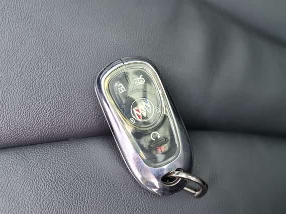 Фото 20 - Buick LaCrosse