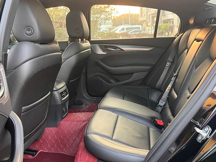 Photo 10 - Cadillac CT5