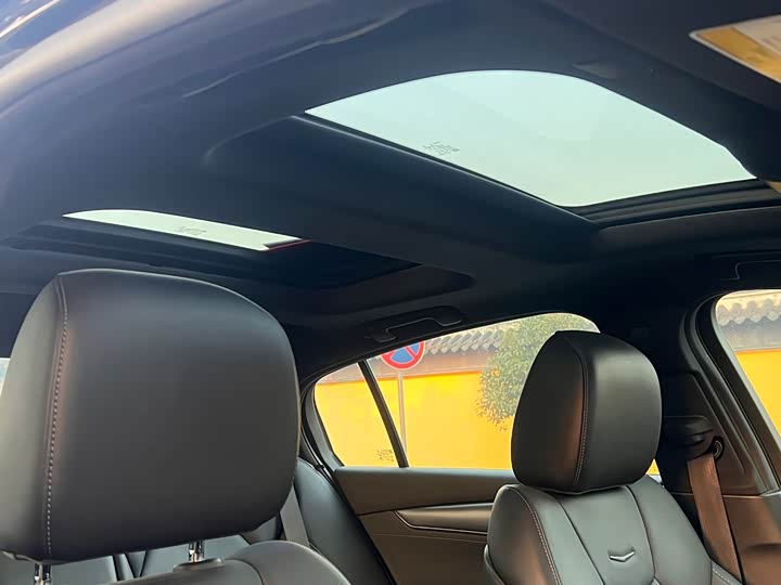 Photo 13 - Cadillac CT5