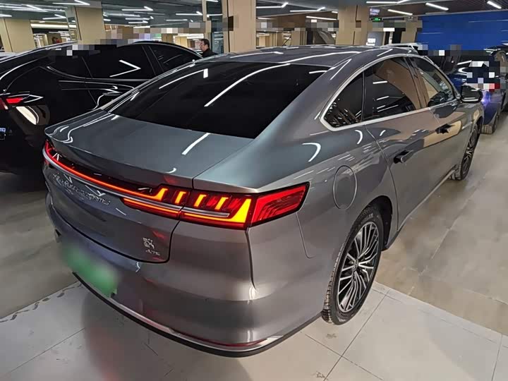 Фото 7 - BYD Han