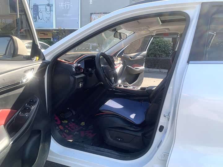 Фото 7 - Changan Oshan X5