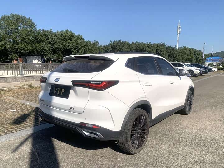 Фото 8 - Changan Oshan X5