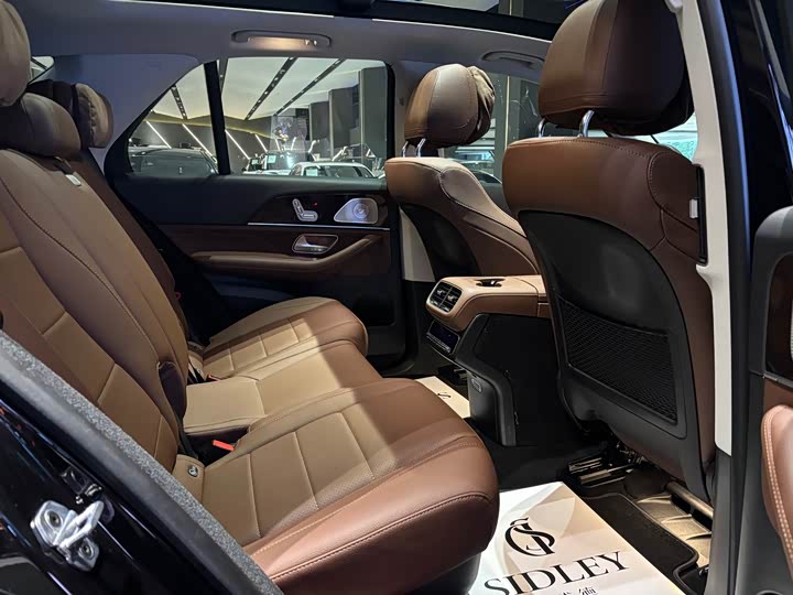 Фото 16 - Mercedes-Benz GLE-Class