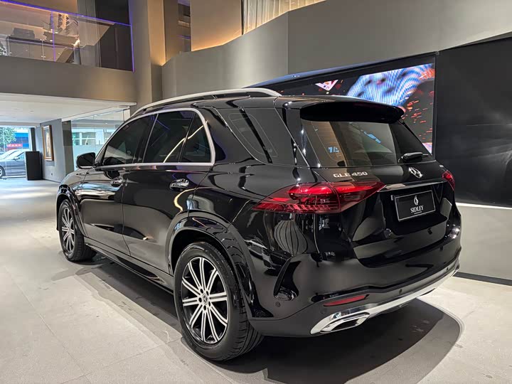 Фото 4 - Mercedes-Benz GLE-Class