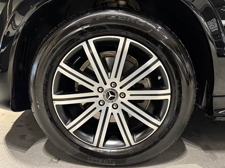 Фото 6 - Mercedes-Benz GLE-Class